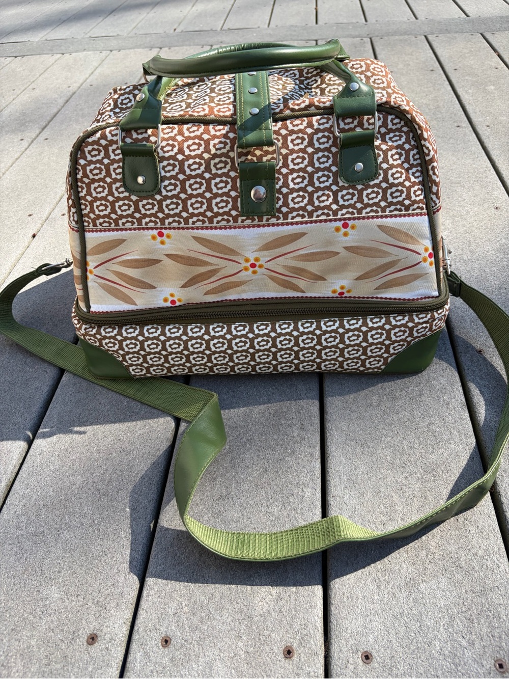 Temptations Old World Brown/Green Double Tote Casserole Insulated Bag
